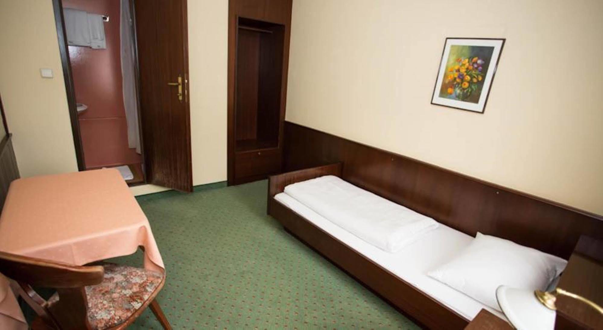 Hotel Hadrigan Vídeň Exteriér fotografie